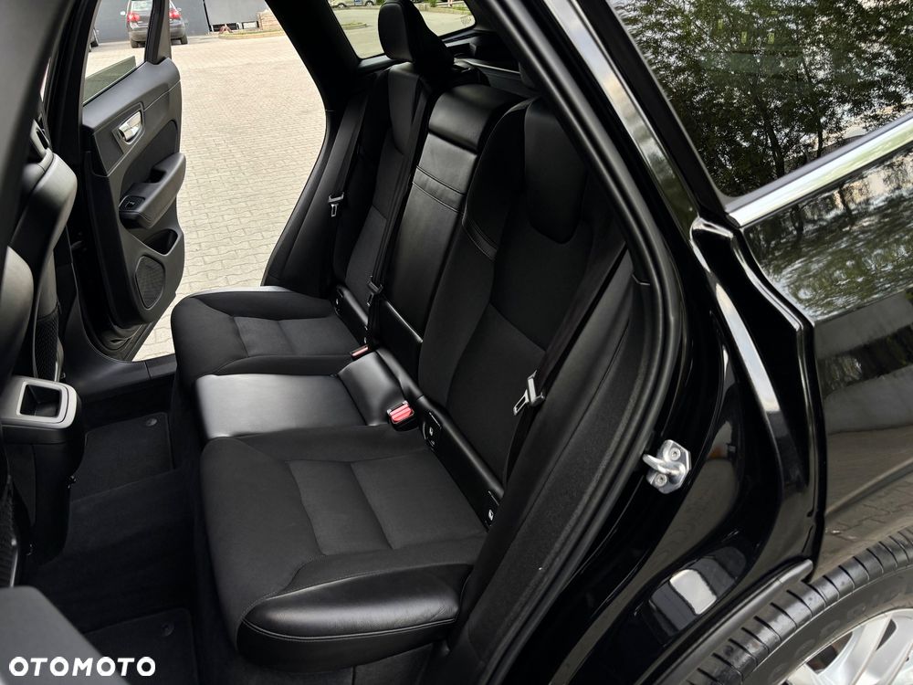 Volvo XC 60 D3 Momentum - 28