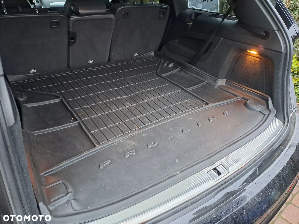 Audi Q7 3.0 TDI DPF clean diesel Quattro Tiptronic - 11