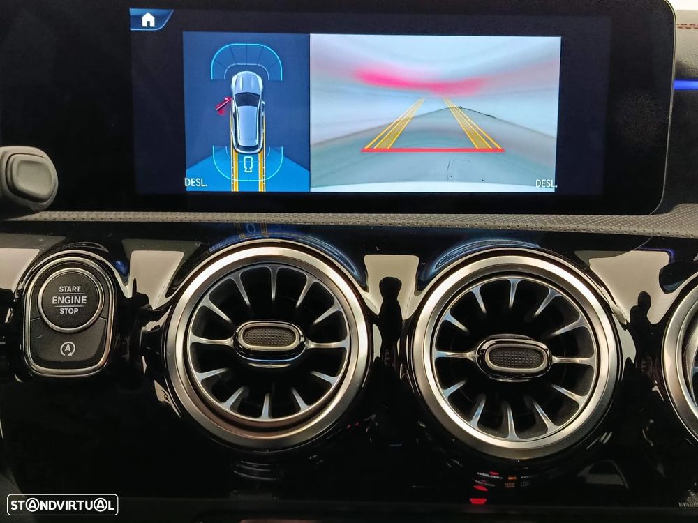 Mercedes-Benz CLA 200 - 25