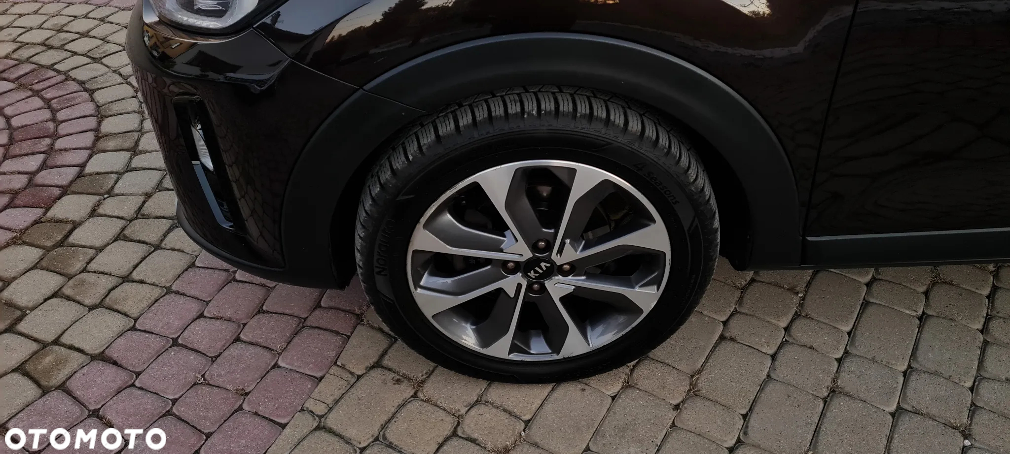 Kia Stonic - 32