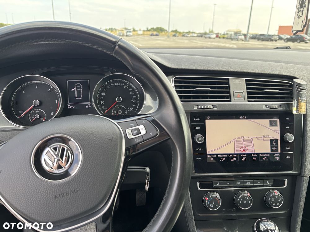 Volkswagen Golf - 7