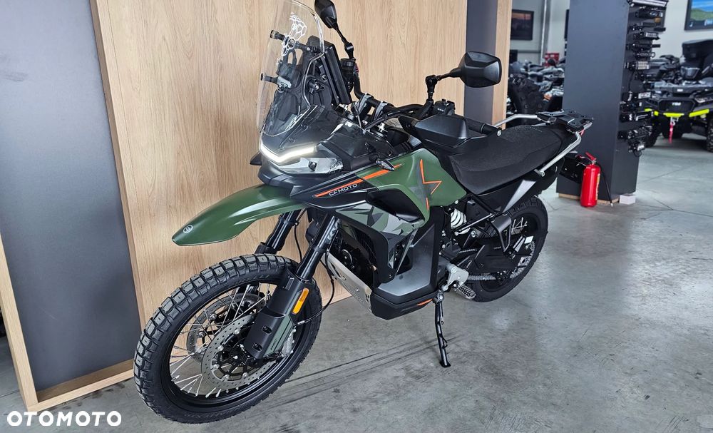 CFMoto 1000 MT-X - 1