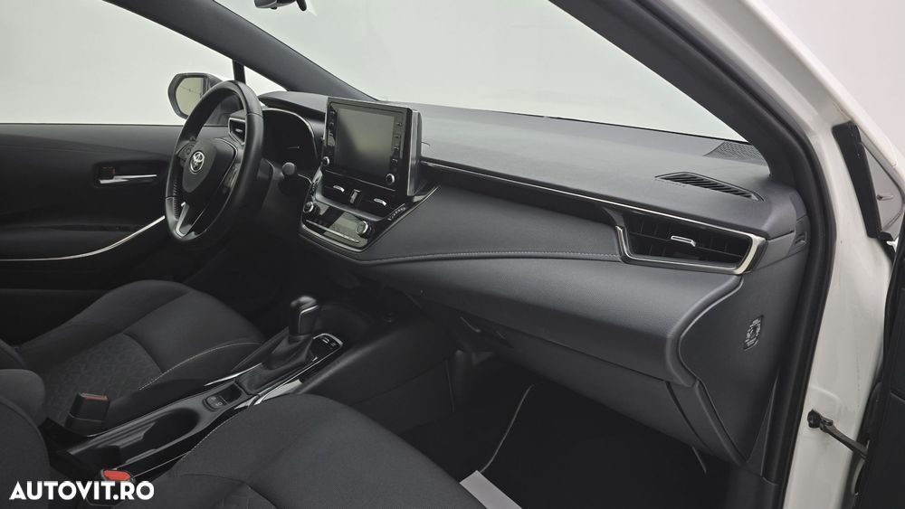 Toyota Corolla 1.8 HSD Business - 20