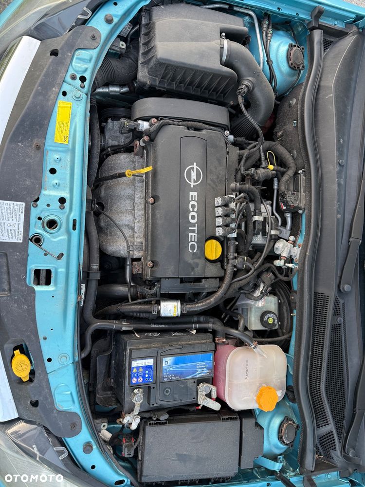 Opel Astra 1.6 - 12