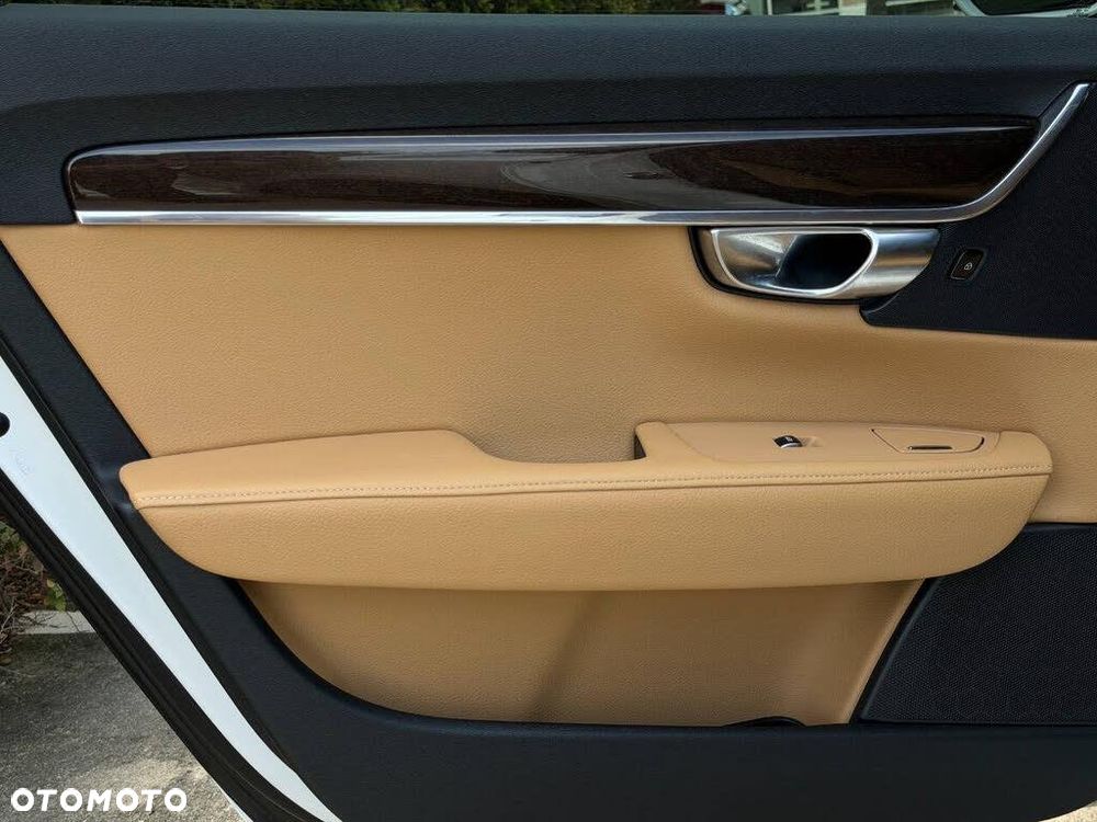 Volvo S90 T6 AWD Momentum - 9