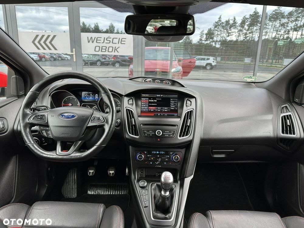 Ford Focus 2.0 TDCi ST-2 - 11