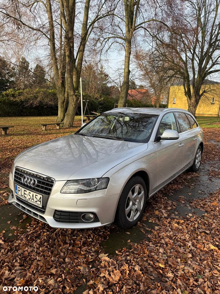 Audi A4 Avant - 10