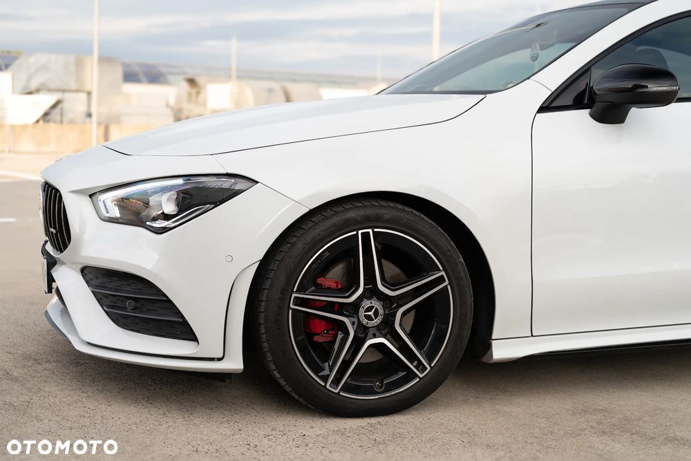 Mercedes-Benz CLA 250 4-Matic AMG Line 7G-DCT - 3