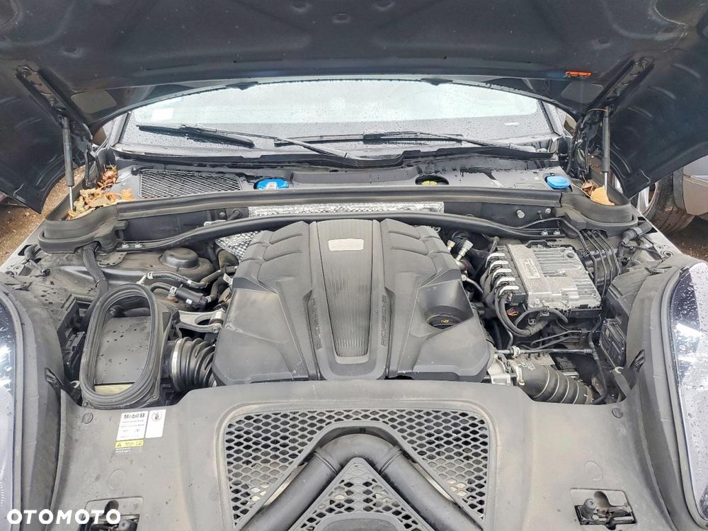 Porsche Macan - 9