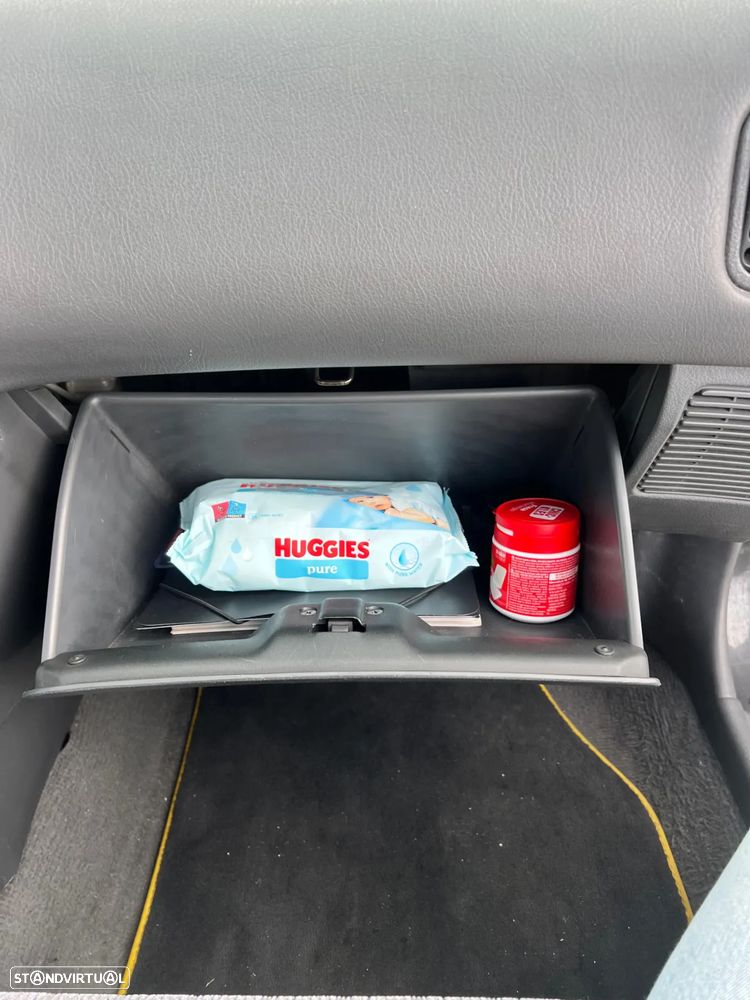 Mitsubishi Lancer 1300 GLXi - 38