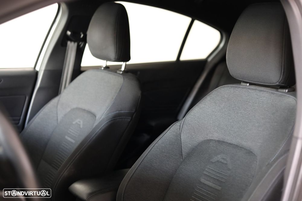 Ford Focus 1.0 EcoBoost Active - 9