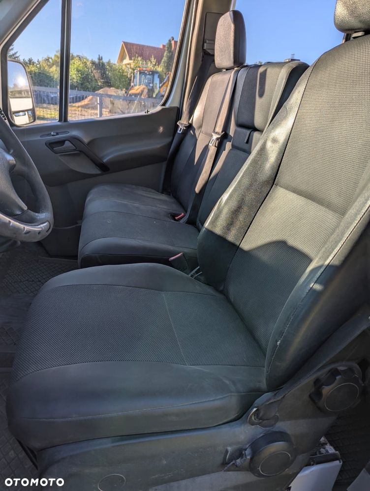 Mercedes-Benz Sprinter 906.233 - 10