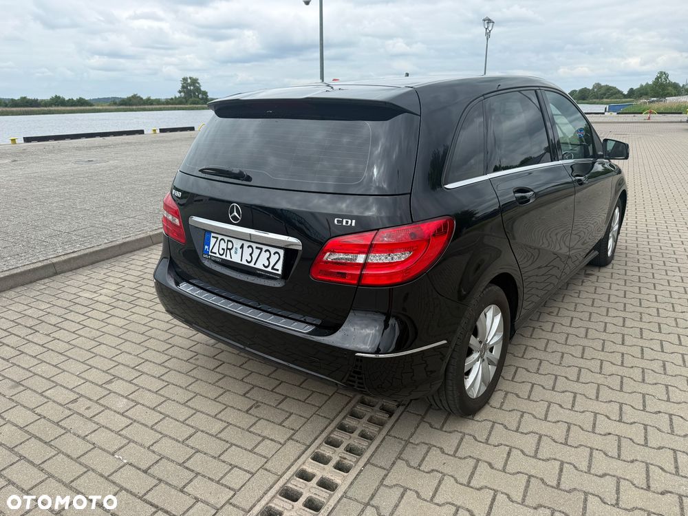 Mercedes-Benz Klasa B 180 CDI BlueEFFICIENCY Edition Style - 4