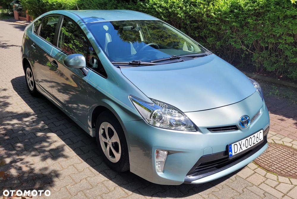 Toyota Prius (Hybrid) Comfort - 2