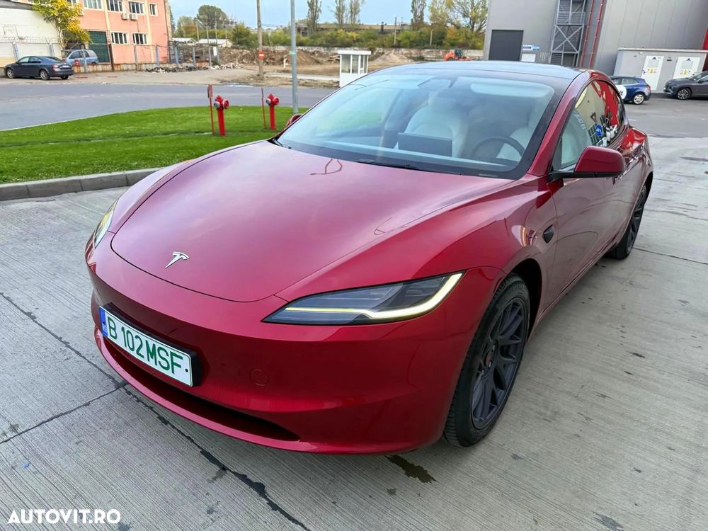 Tesla Model 3 AWD Long Range - 3