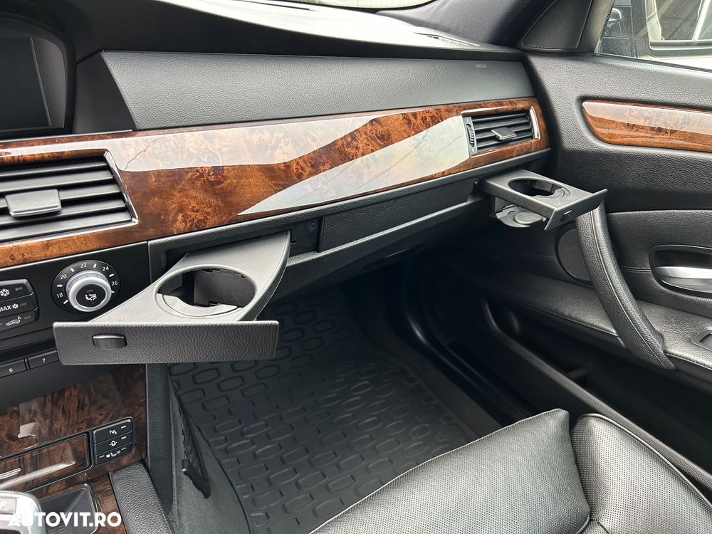 BMW Seria 5 - 30