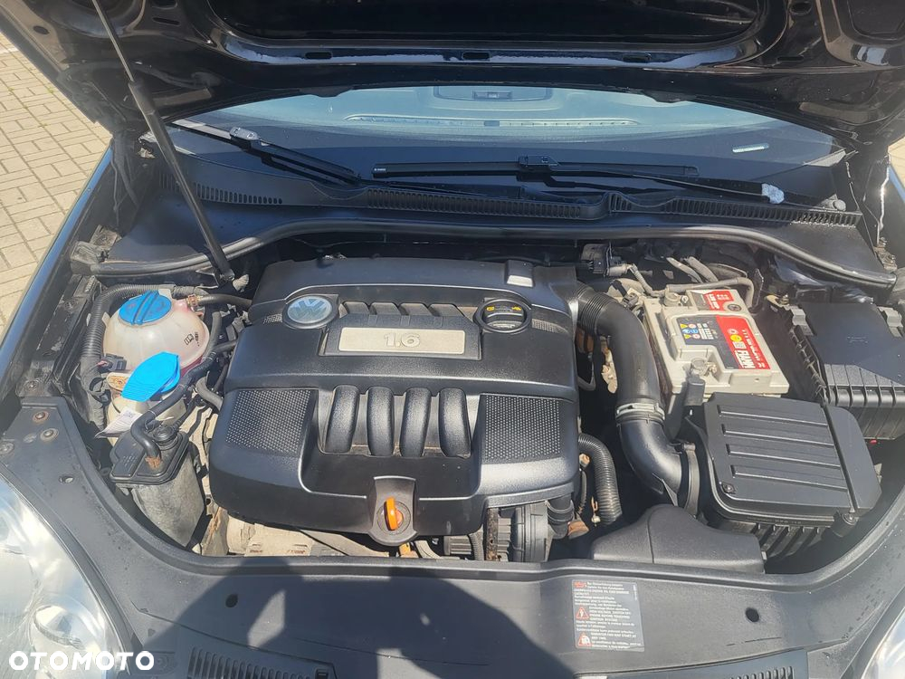 Volkswagen Golf 1.6 United - 12