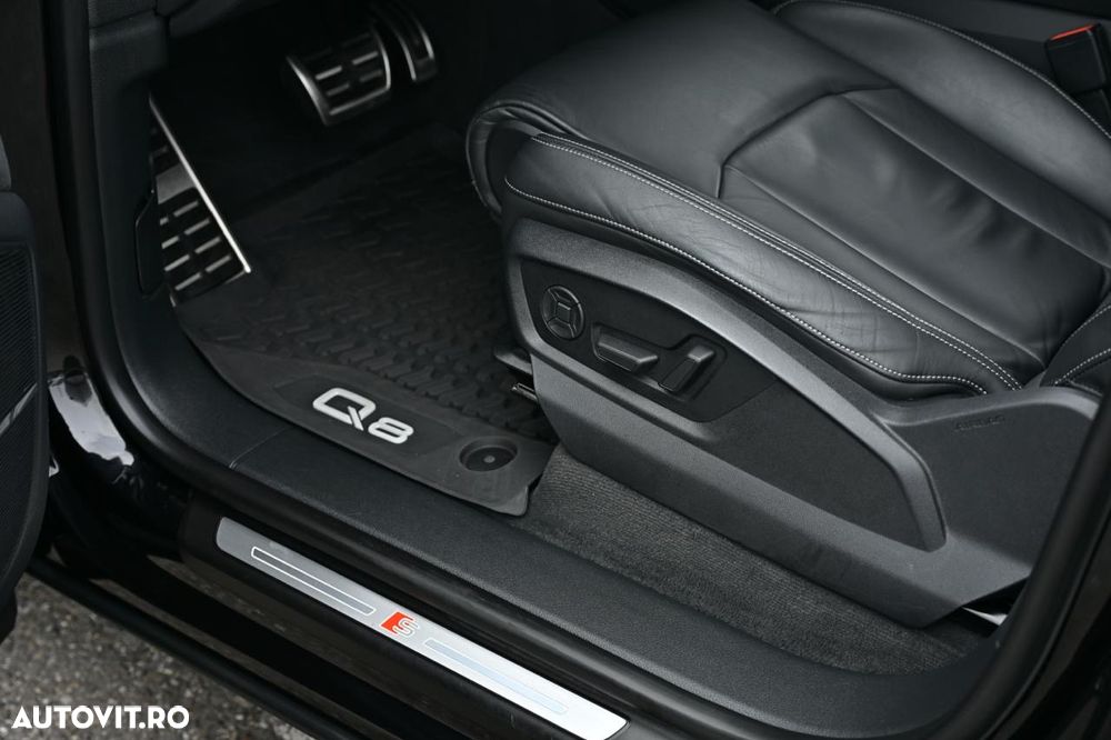 Audi Q8 - 18