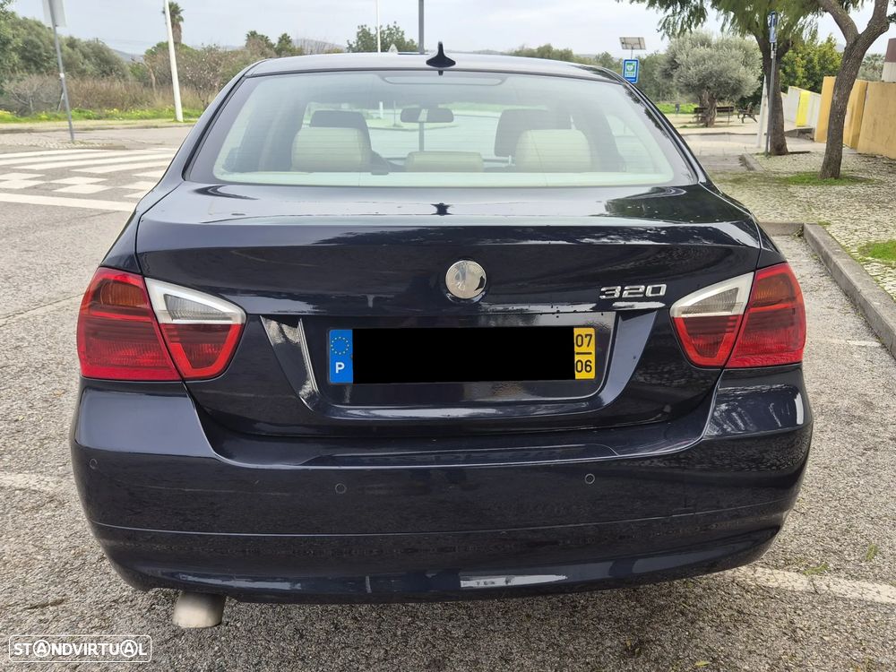 BMW 320 d Exclusive - 5