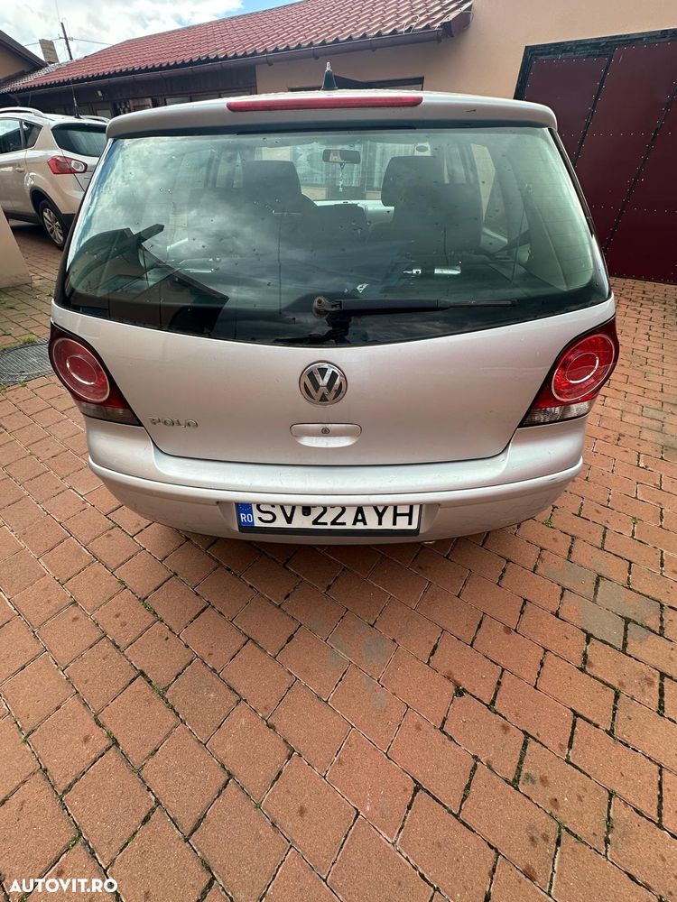 Volkswagen Polo 1.2 Attractive - 5