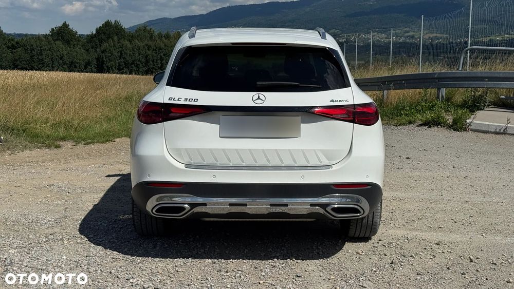 Mercedes-Benz GLC 300 mHEV 4-Matic Avantgarde - 6
