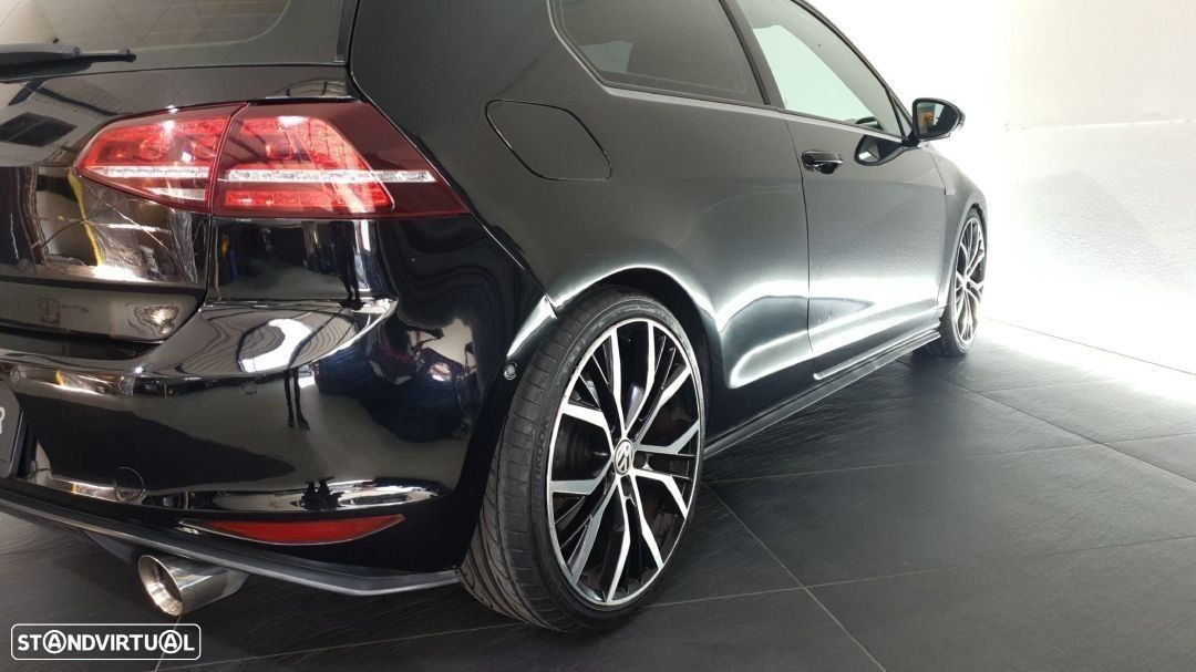 VW Golf 2.0 TDi GTD DSG - 47