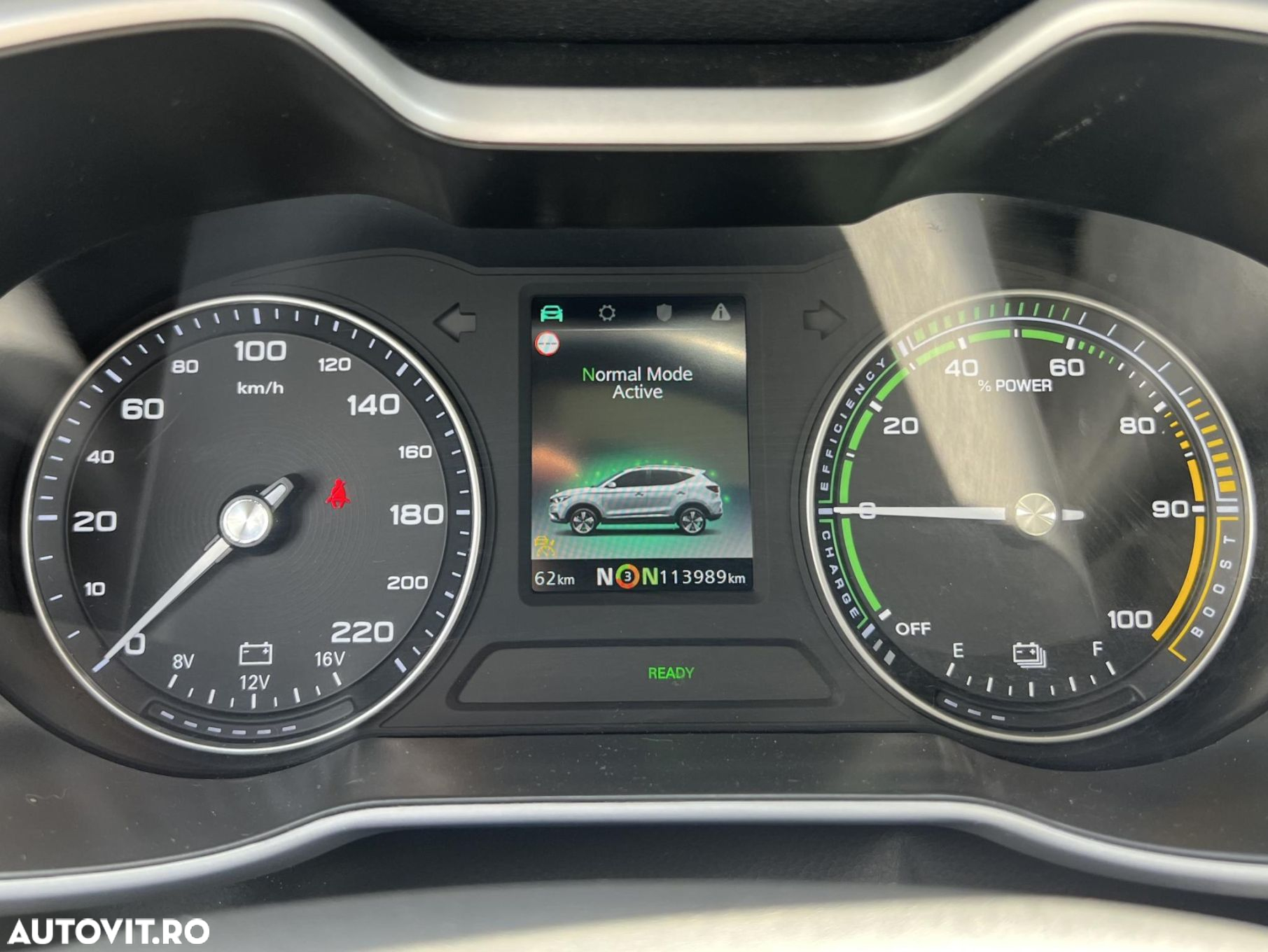 MG ZS EV Luxury - 17
