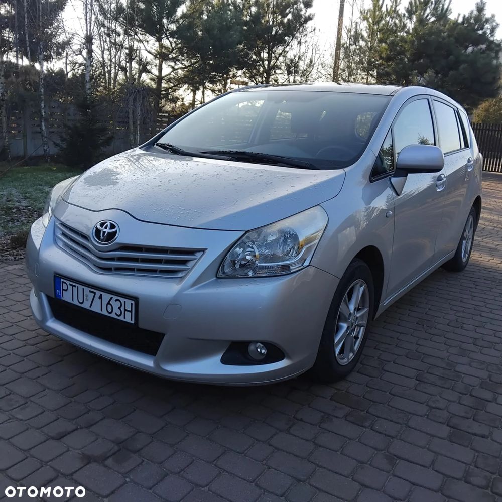 Toyota Verso 2.0 D-4D - 6