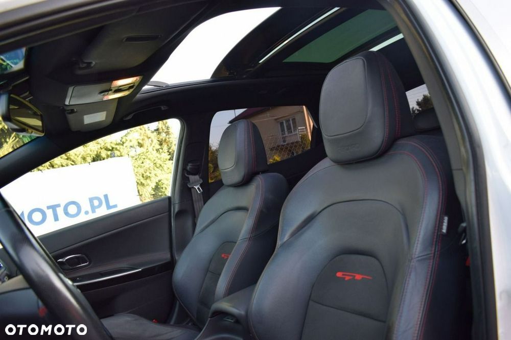 Kia Ceed - 12