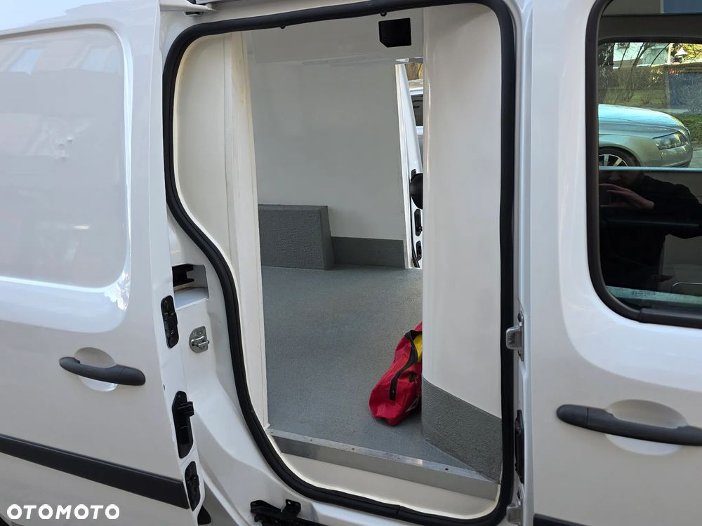 Renault Kangoo Maxi - 21