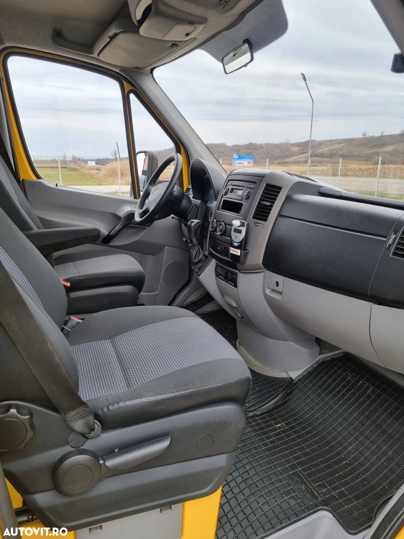 Mercedes-Benz Sprinter 513 CDI Basculabil Axă dublă Detarat la 3,5 Tone Cat. B Doka 6 Locuri + Ladă 4 Metri Basculabil Climă Cutie Automată - 12