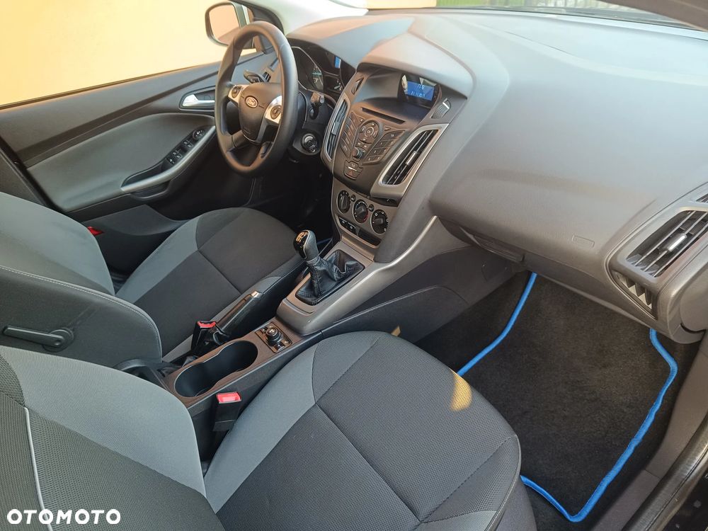 Ford Focus 1.6 TI-VCT Champions Edition - 25