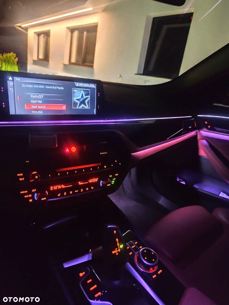 BMW Seria 5 520d Sport Line - 16