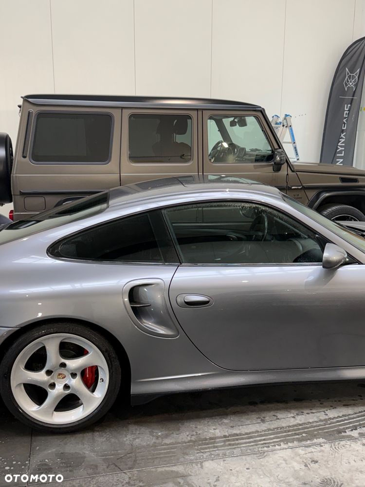 Porsche 911 - 13