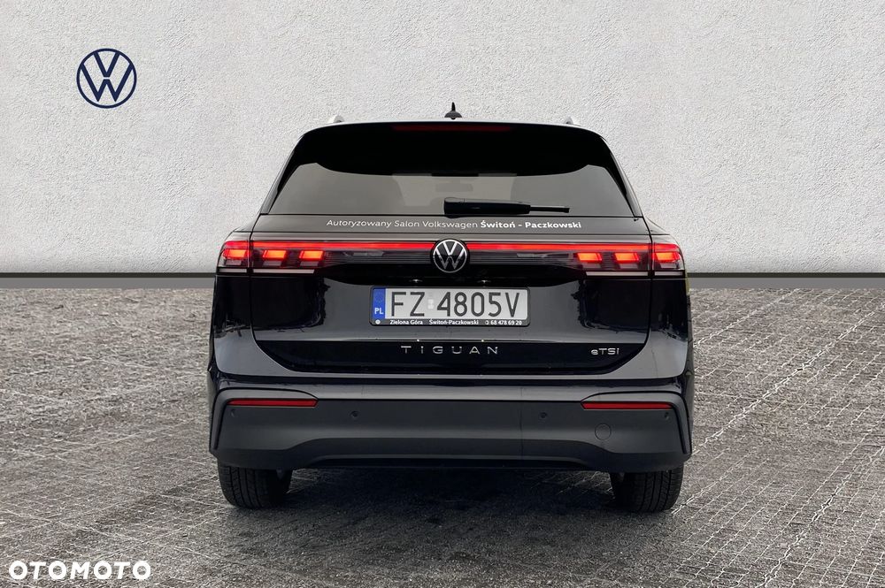 Volkswagen Tiguan - 4