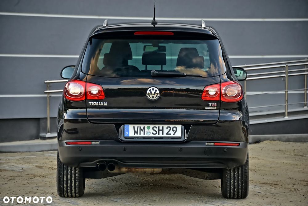 Volkswagen Tiguan - 4