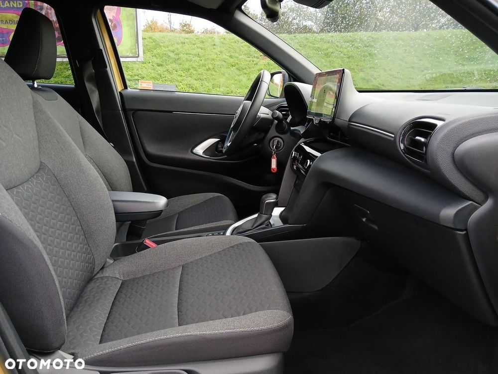 Toyota Yaris Cross Hybrid 1.5 Comfort - 16