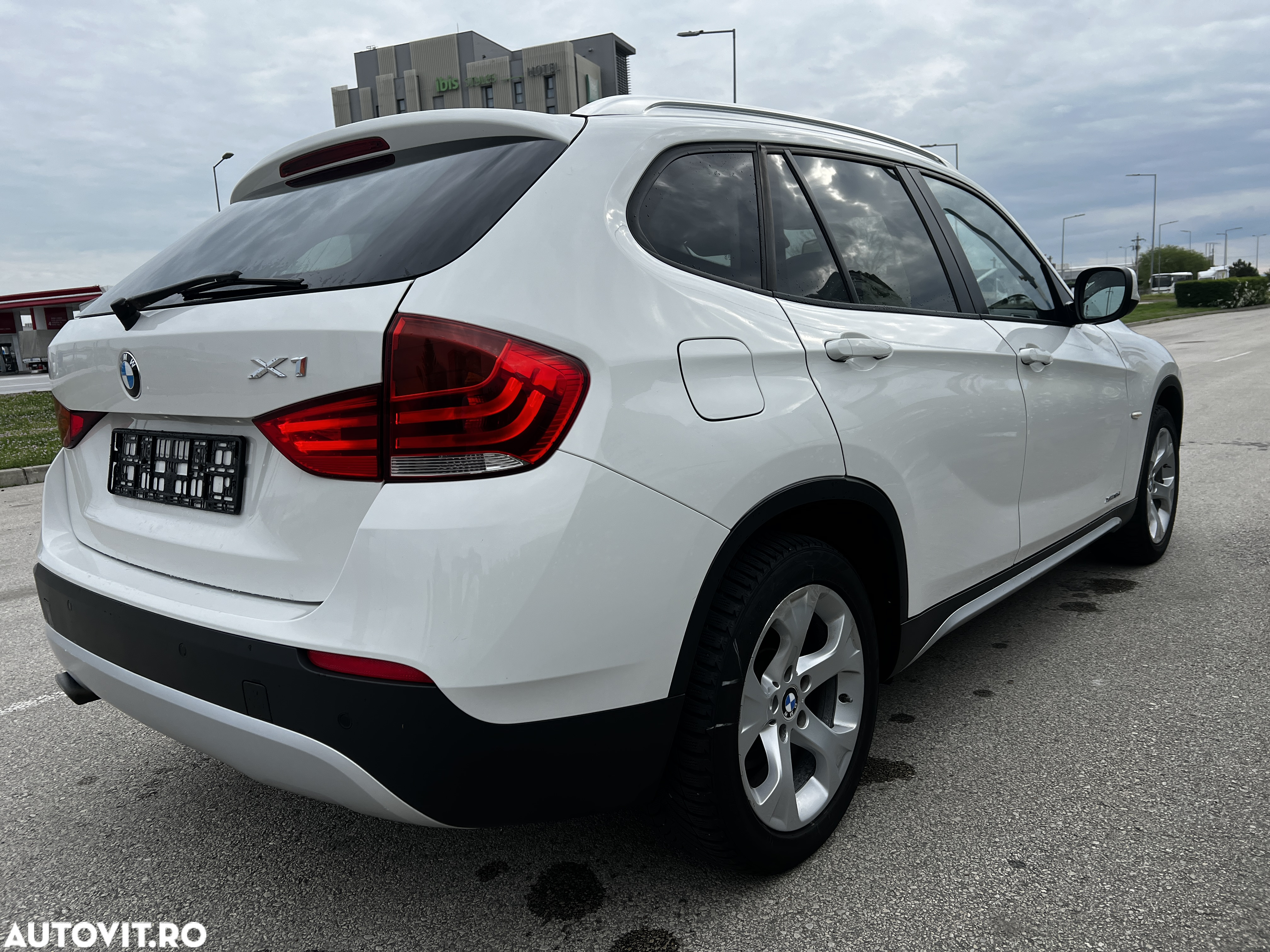 BMW X1 xDrive18d - 4