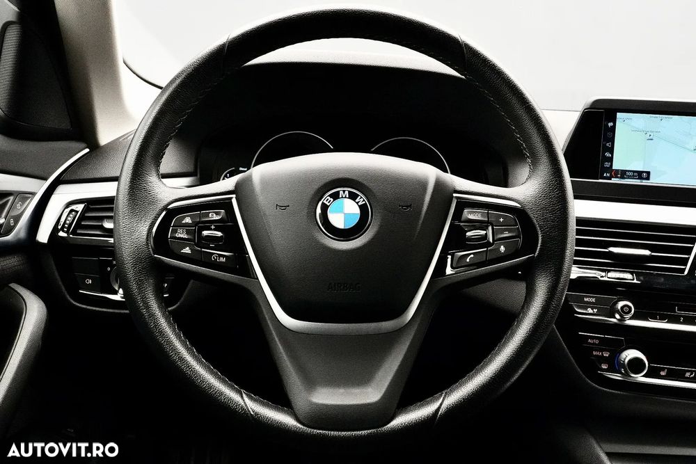 BMW Seria 5 520d - 19