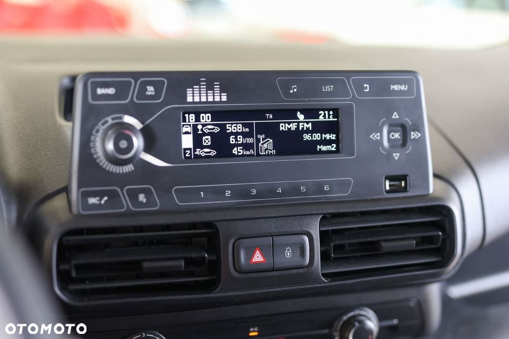 Toyota PROACE CITY - 36