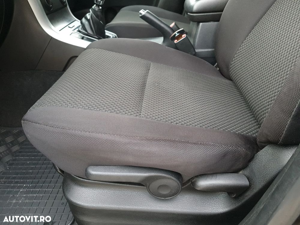Suzuki Grand Vitara 2.4 Comfort+ - 19