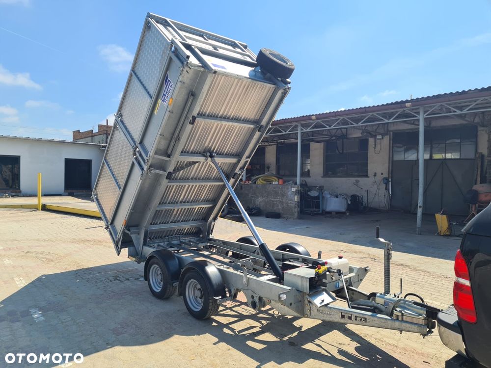 Ifor Williams - 4
