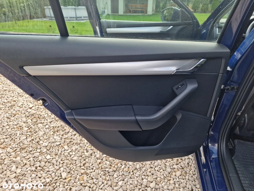 Skoda Octavia 1.6 TDI DPF Active - 16
