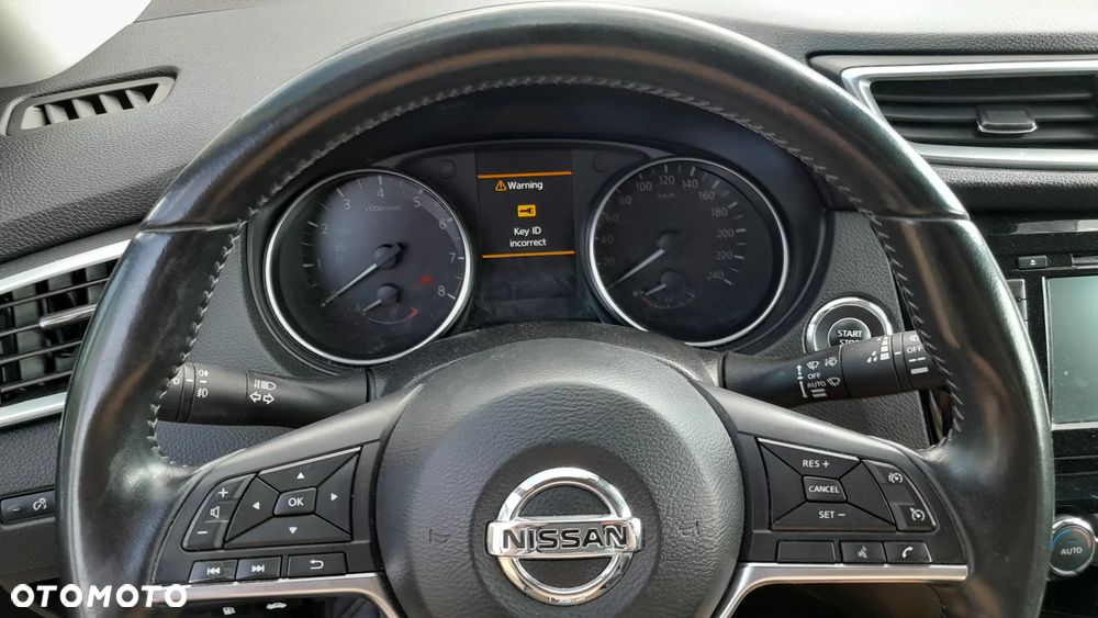Nissan Qashqai - 14