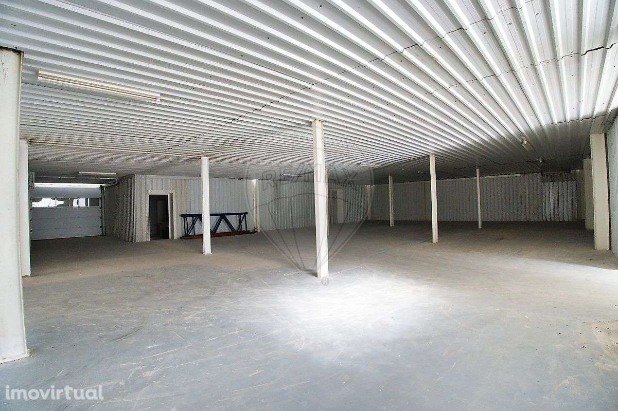Armazém  para arrendamento - Grande imagem: 4/15