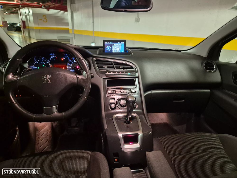 Peugeot 5008 1.6 E-HDi Allure 2-Tronic - 35