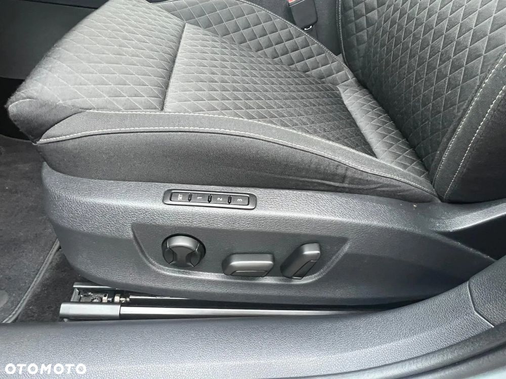 Skoda Superb 1.5 TSI ACT DSG Active - 9