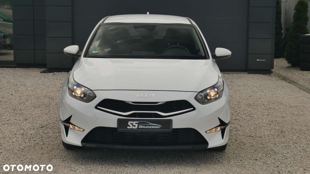 Kia Ceed - 3
