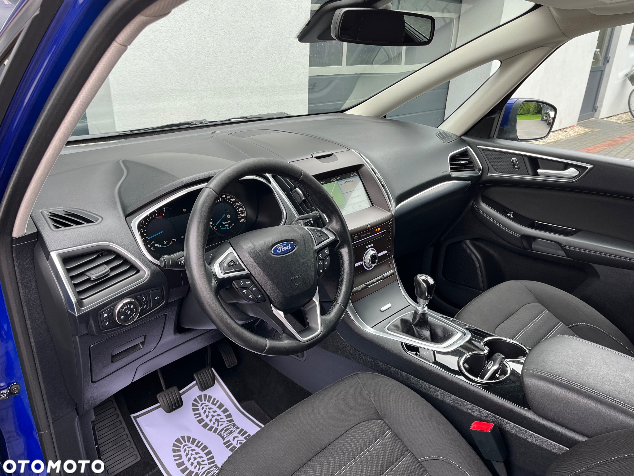Ford Galaxy 2.0 TDCi Titanium - 18
