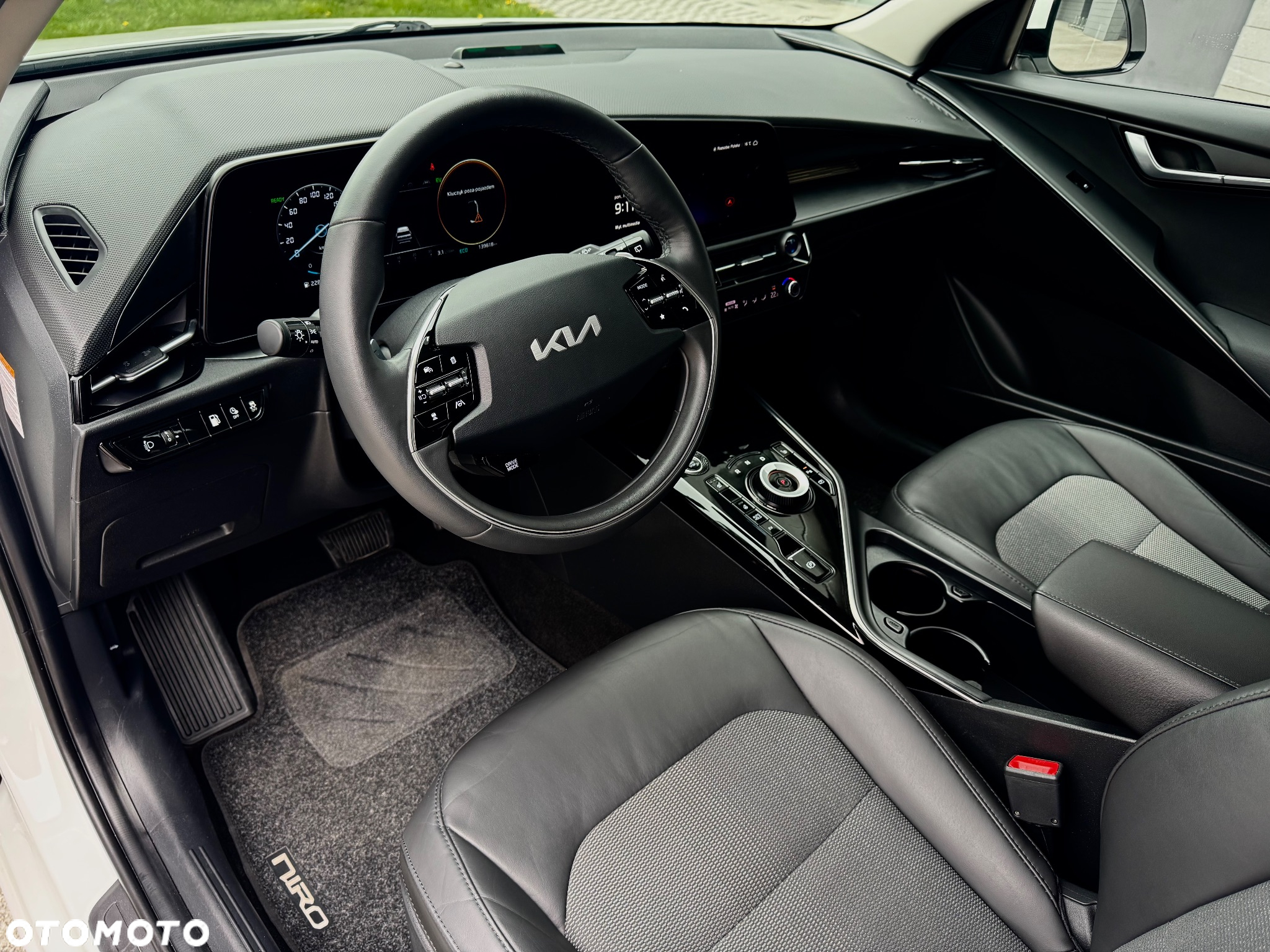 Kia Niro 1.6 GDI Plug-in Hybrid L Business Line - 31